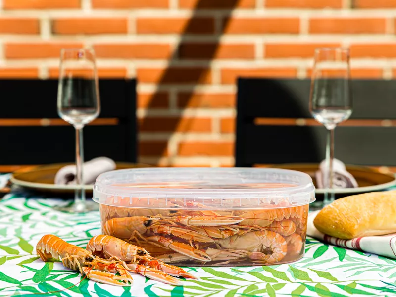 Plastglas til skaldyr, der kan fås med IML tryk på både låg og krukke.