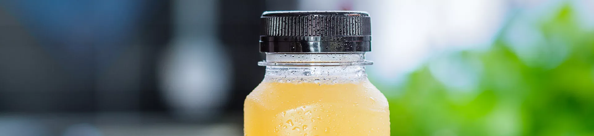 juiceflaske i fødevaregodkendt PET